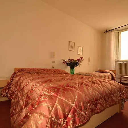 Leon Bianco 3* Pistoia