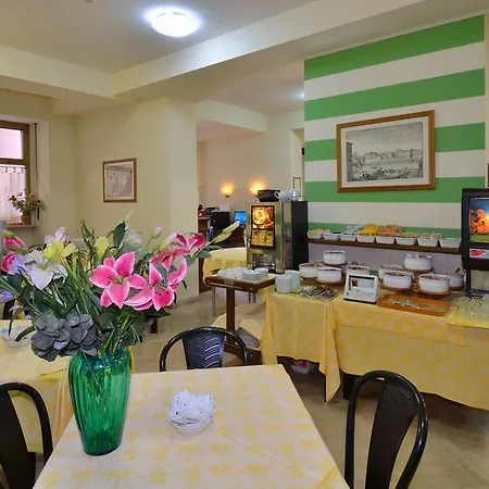 Hotel Leon Bianco Pistoia
